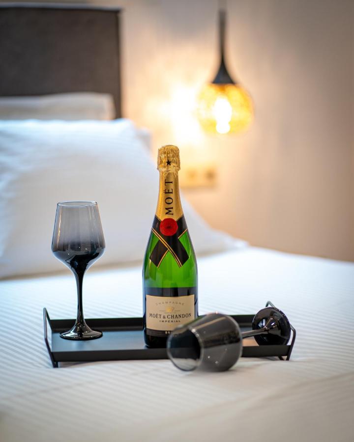 Luxury Suite In Downtown Heraklion  Exterior photo